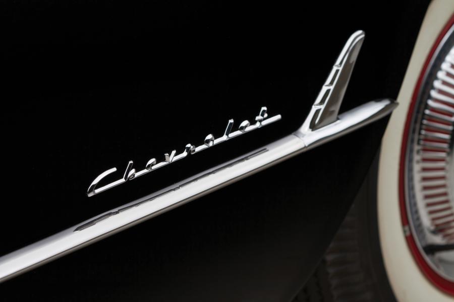  Chevrolet Corvette Roadster Black 1954 года  (фото 18 из 22)